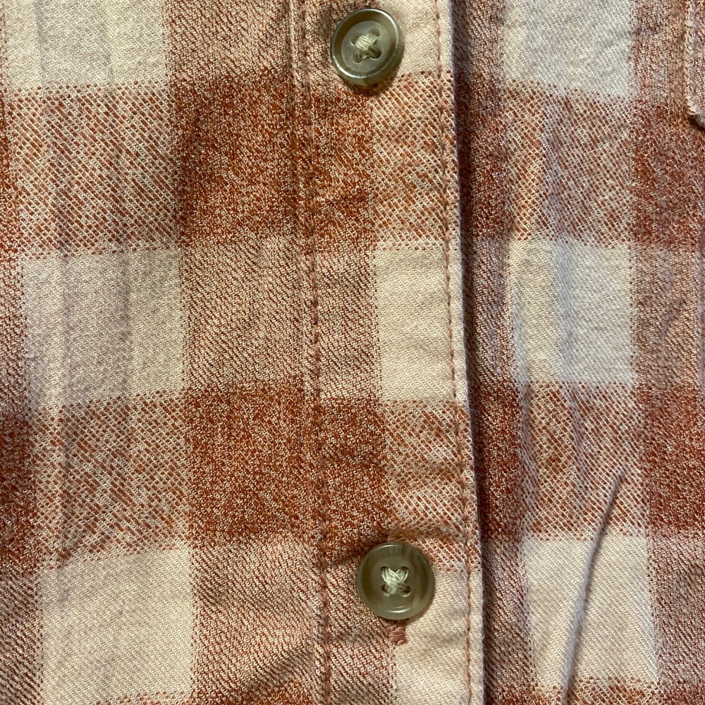 Universal Thread Women's Plaid Long Sleeve Button-Down Shirt in Pink - Picture 5 of 7